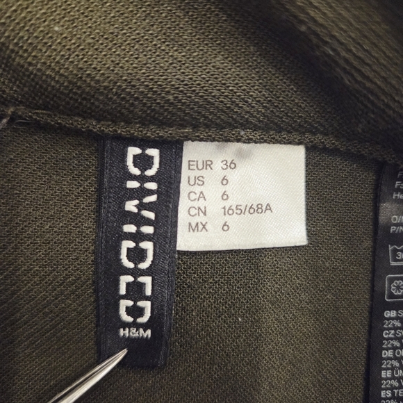 Divided H&M Women's Army Green Copper Button Mini Skirt Size 6 - Picture 4 of 4
